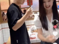 吃瓜网红看戏视频