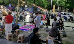 网红爆料地摊视频,街头巷尾热闹非凡
