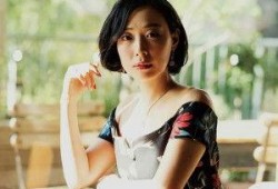 甲乙女由依在线观看,在线观看，揭开神秘面纱的青春物语